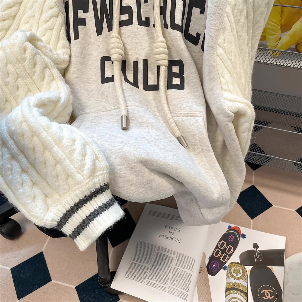 Look my way fluffy sweater HOD105 images